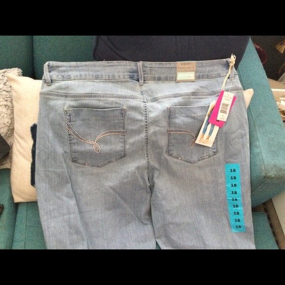 Light blue Santana jeans - Picture 4 of 4